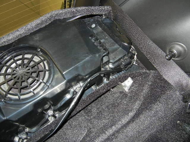 Porsche 996 Turbo subwoofer removal Porsche 996 Turbo subwoofer removal